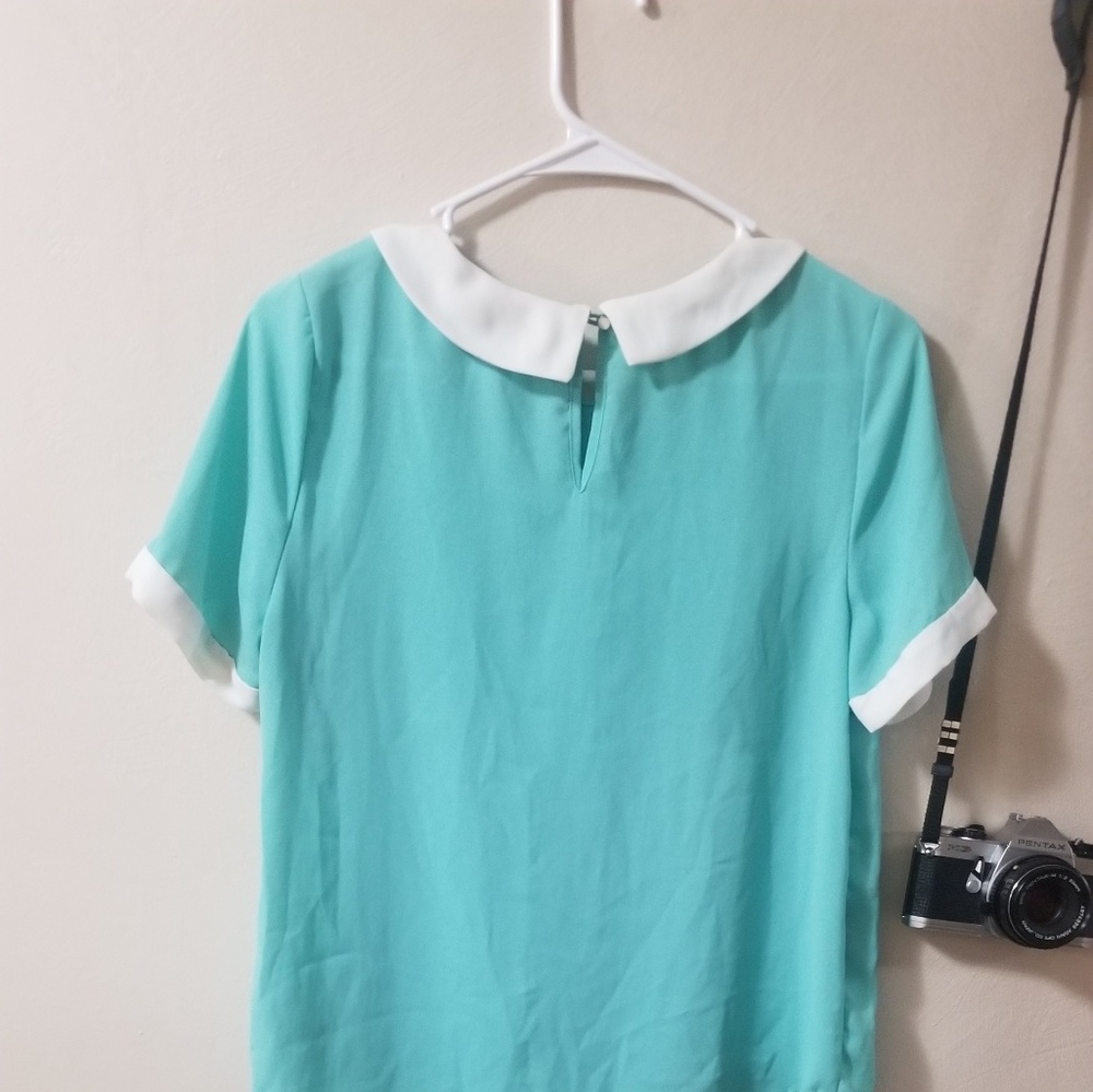 Blouse - Picture 2 of 3